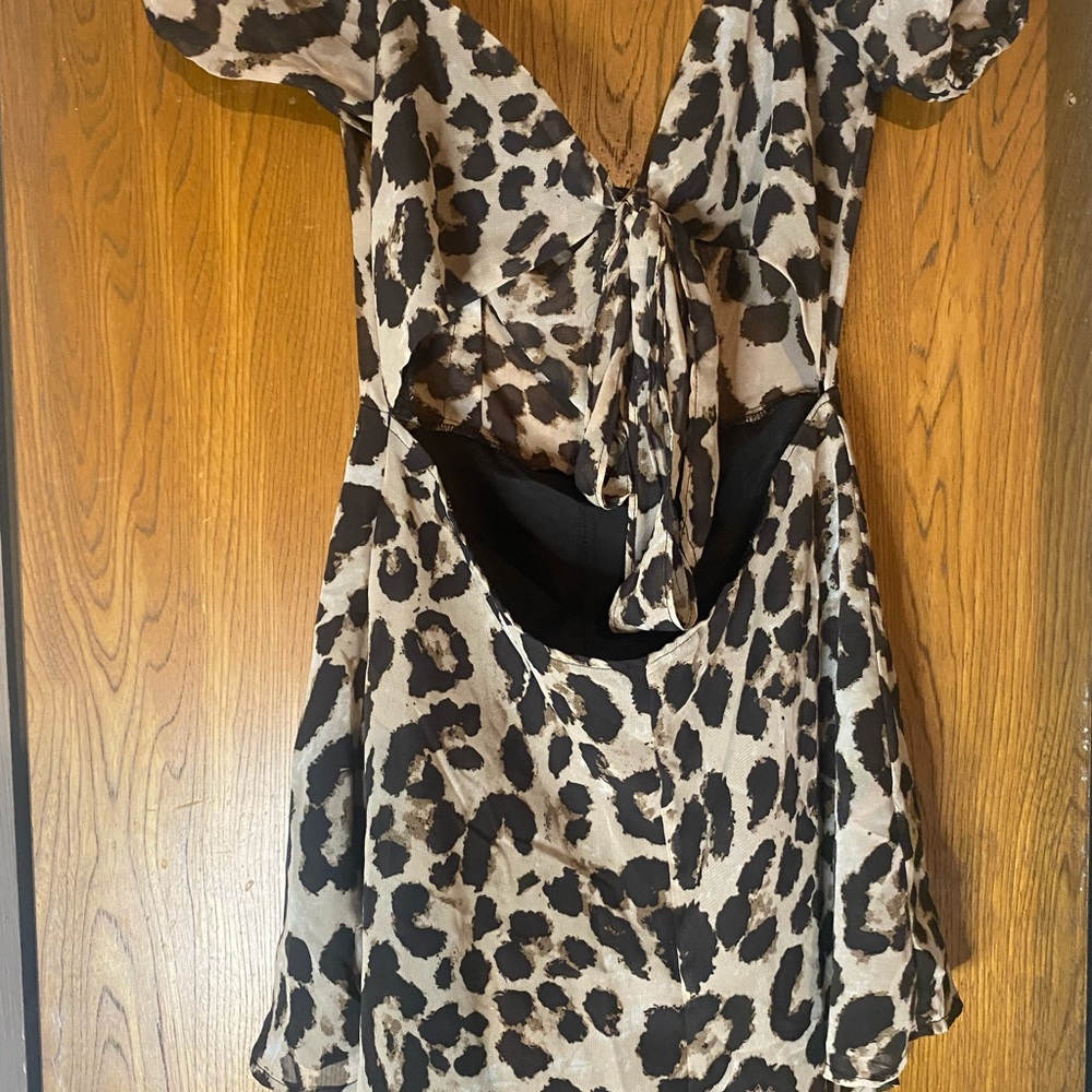 Leopard Romper - Picture 6 of 6